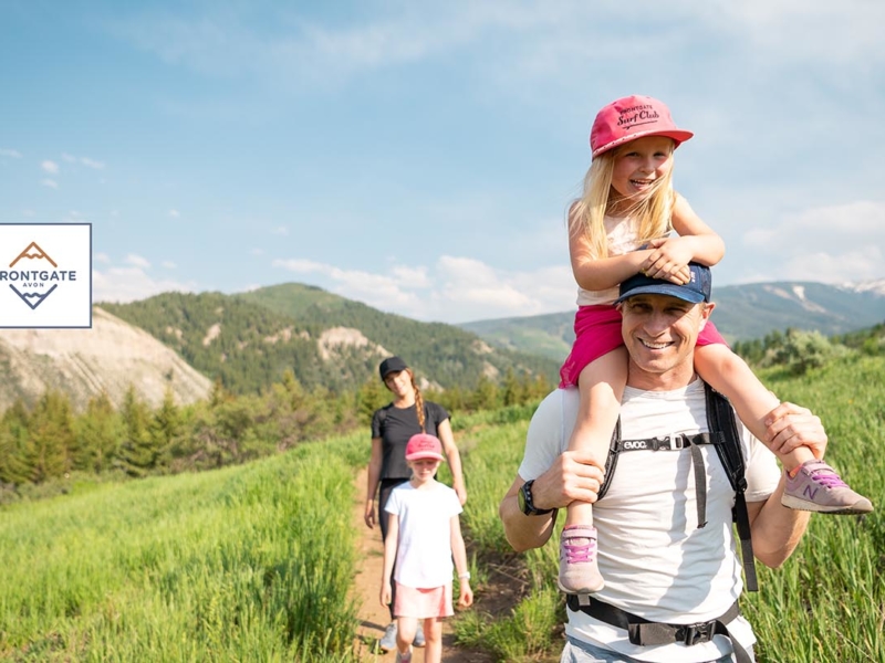 Hiking on Elk Horn Trail