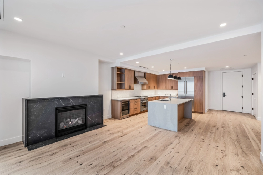 Residence 427 Featured Image